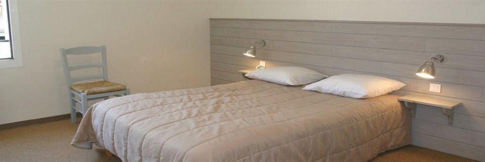 Hotel Restaurant Les Falaises Bouzies Ngoại thất bức ảnh