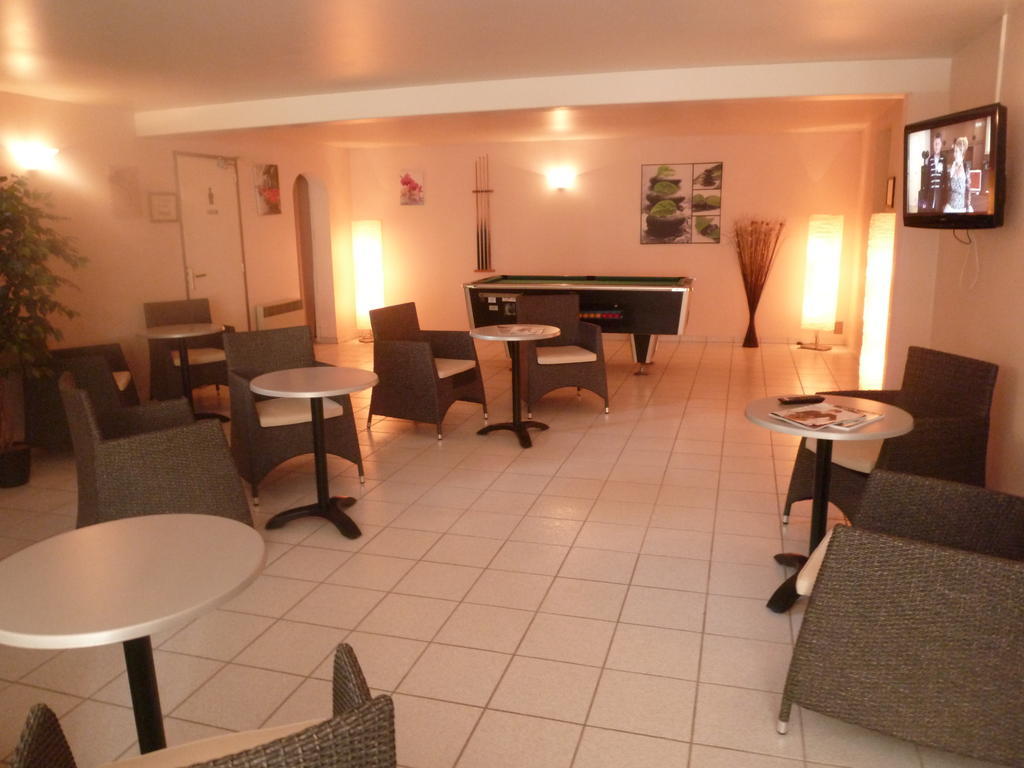 Hotel Restaurant Les Falaises Bouzies Ngoại thất bức ảnh